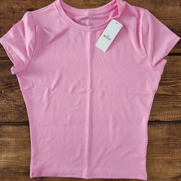 NWT Hollister Seamless Fabric Crew Baby Tees – Size Small - Picture 2 of 10